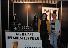 Janinka Zweemer en Mieke Brakman van WEA Accountants en adviseurs, zij zijn hier om aandacht te geven aan de WAB.